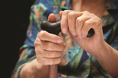 ʹ��Ȭ����  �ؼ����ڡ���ס�족