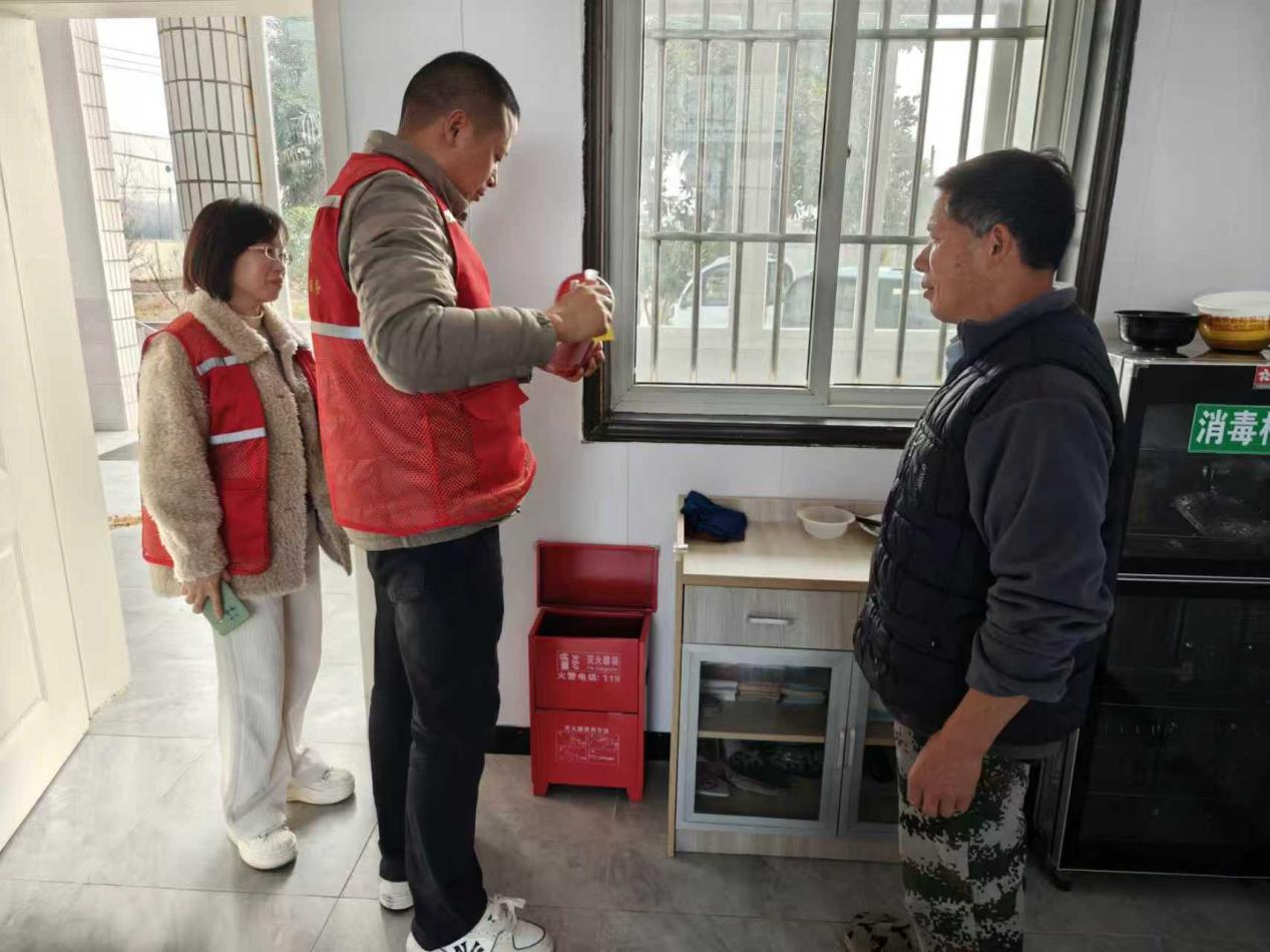 ������ɽ��